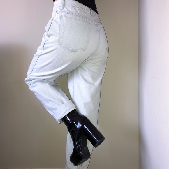 Light Wash Mom Jeans - Picture 1 of 5